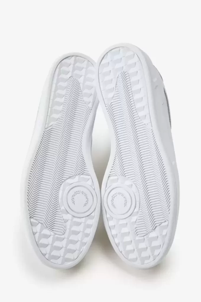 B440 Men’s Tennis Shoes