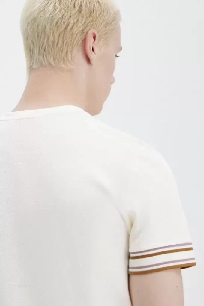 Bold Tipped Piqué Men’s T-Shirt