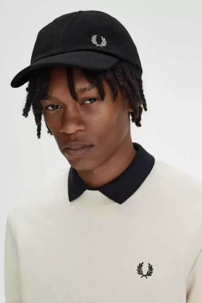 Classic Pique Men’s Caps