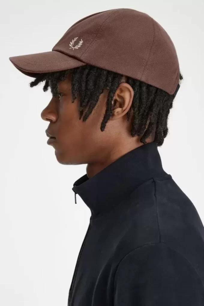 Classic Pique Men’s Caps