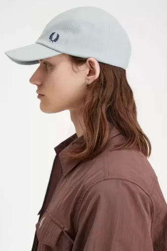 Classic Pique Men’s Caps