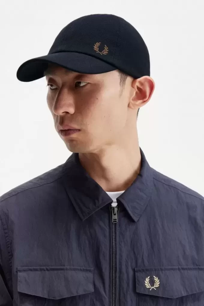 Classic Pique Men’s Caps