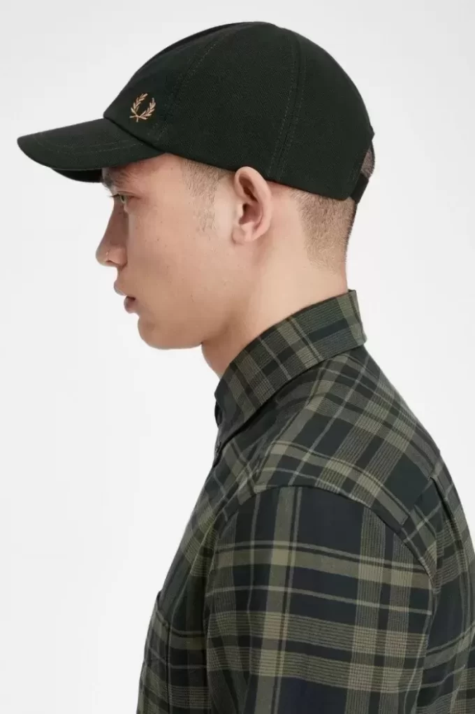 Classic Pique Men’s Caps