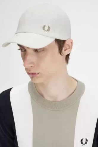 Classic Pique Men’s Caps