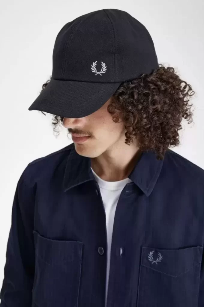 Classic Pique Men’s Caps