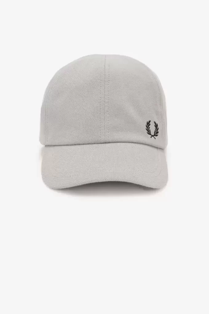 Classic Pique Men’s Caps