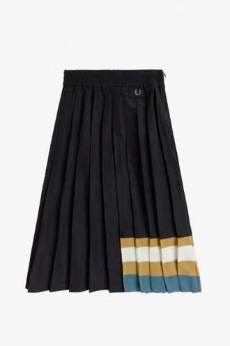 Knitted Trim Pleated Skirts