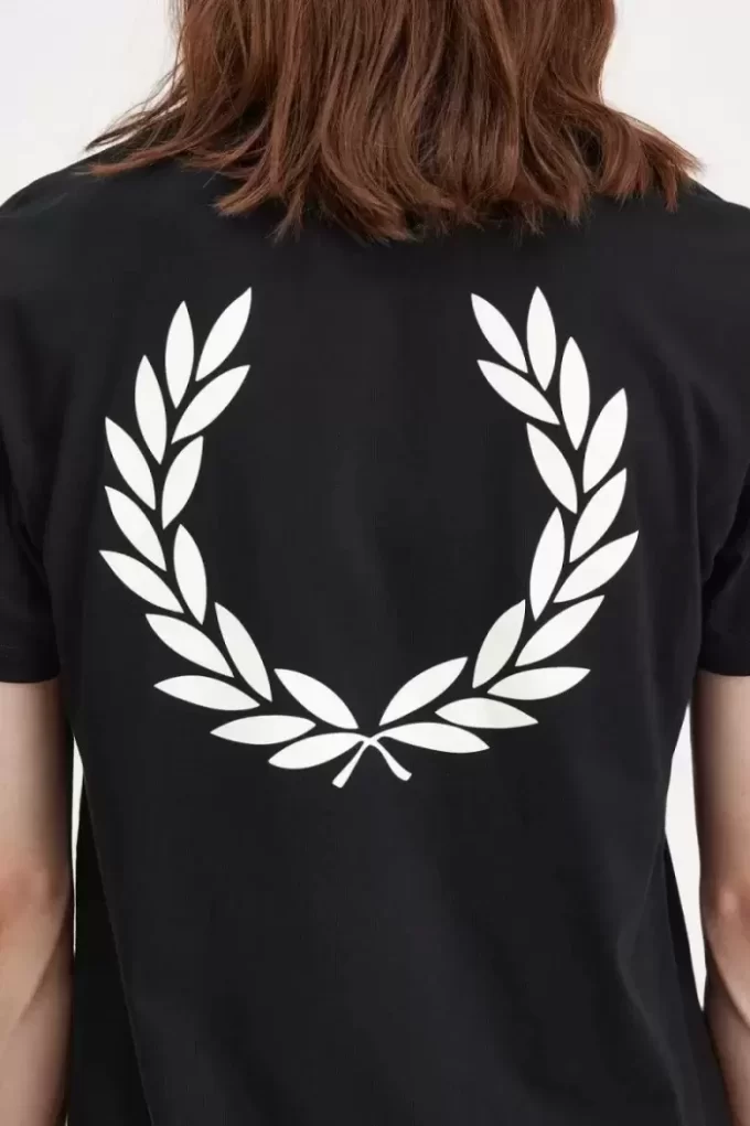 Laurel Wreath Graphic Men’s T-Shirt Laurel Wreath Graphic Men’s T-Shirt