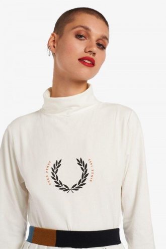 Laurel Wreath Roll Neck T Shirts