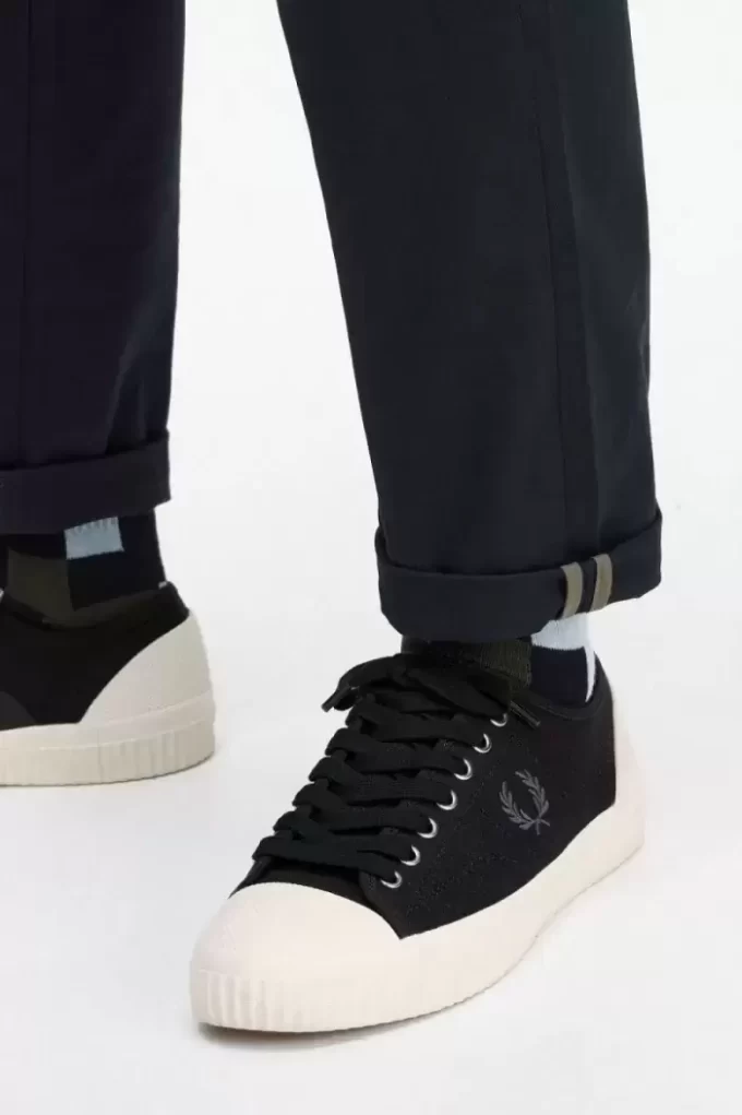 Low Hughes Women’s Plimsolls