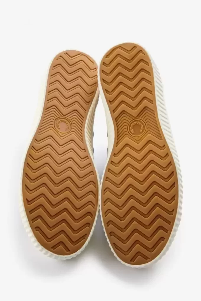 Low Hughes Women’s Plimsolls