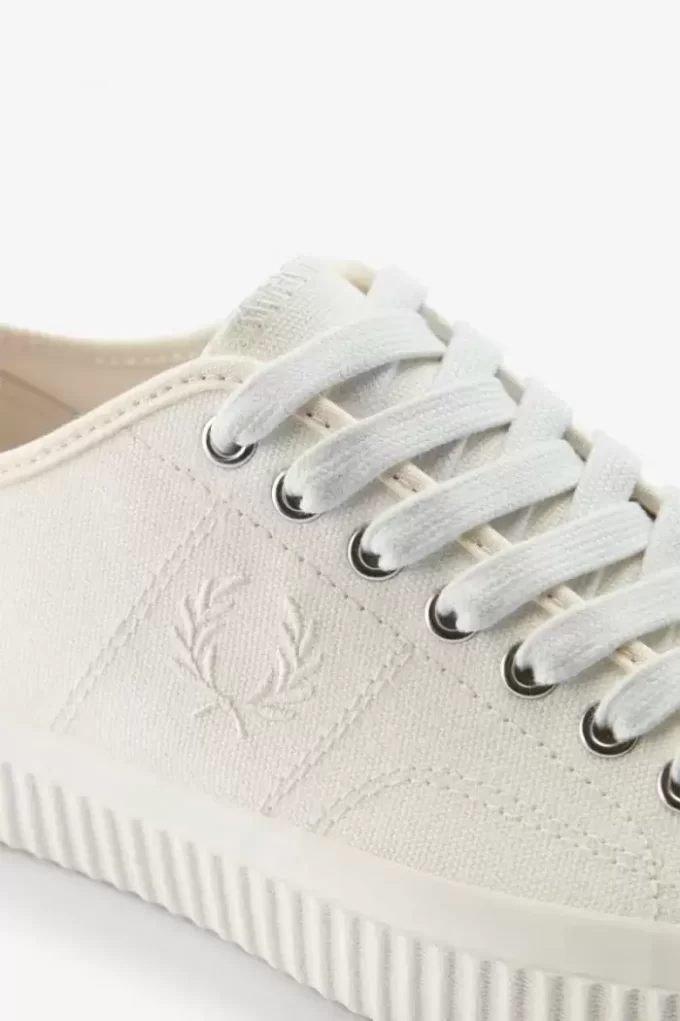 Low Hughes Women’s Plimsolls