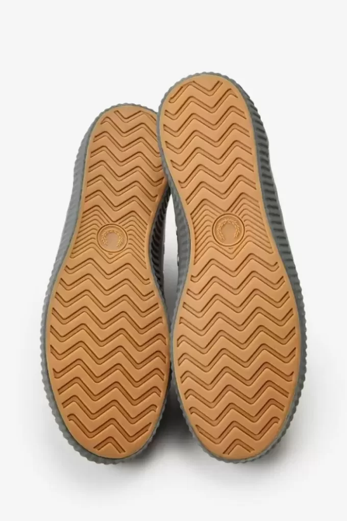 Low Hughes Women’s Plimsolls