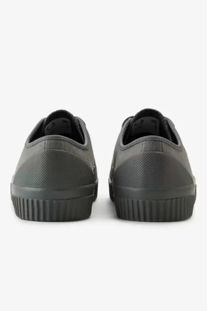 Low Hughes Women’s Plimsolls