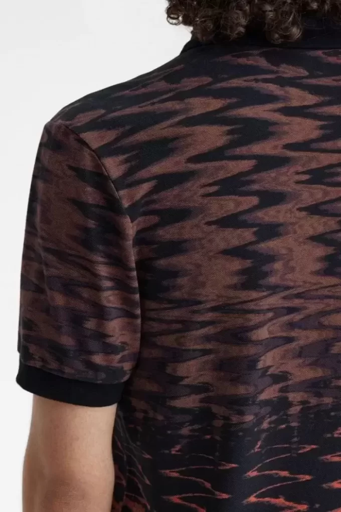 Wave Graphic Men’s Polo Shirt